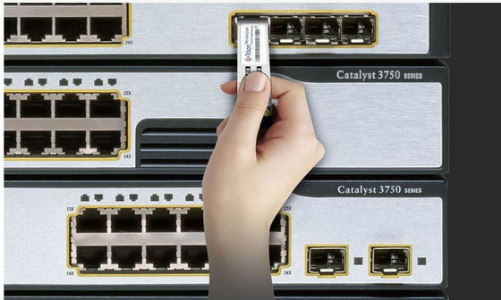 ডিজিটাল ডায়গনিস্টিক ক্ষমতা QSFP ট্রান্সিভার মডিউল 1310nm Quadra Small Form-Factor Pluggable Transceiver with Up To 25.78125Gbps ডেটা রেট